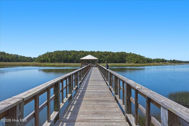 1582 Harbour Place Drive, Calabash, NC 28467