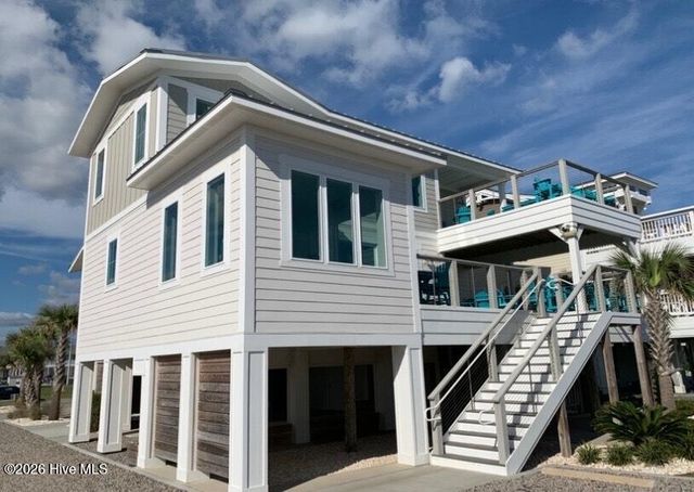1582 Harbour Place Drive, Calabash, NC 28467