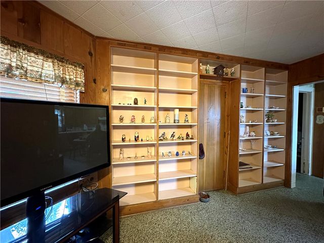 620 E Borden St, Sinton, TX 78387