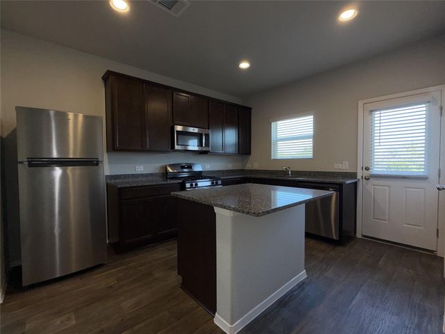 129 Tall Grass DR, Georgetown, TX 78628