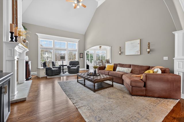 910 Freedom Circle, Sycamore, IL 60178