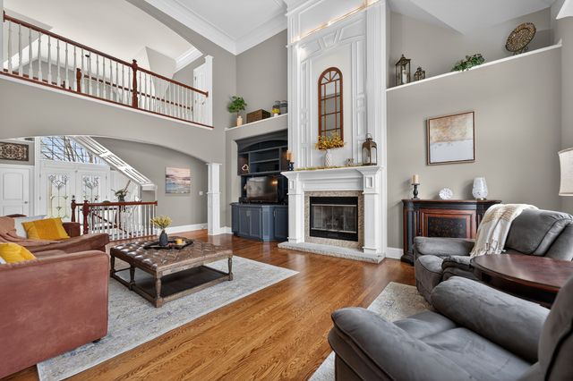 910 Freedom Circle, Sycamore, IL 60178
