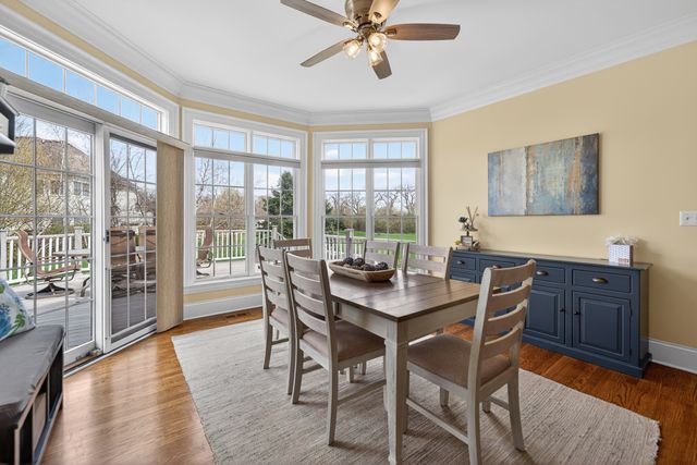910 Freedom Circle, Sycamore, IL 60178