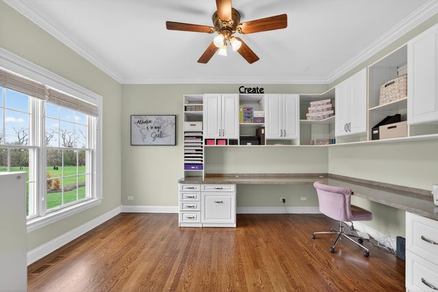 910 Freedom Circle, Sycamore, IL 60178