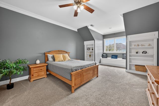 910 Freedom Circle, Sycamore, IL 60178
