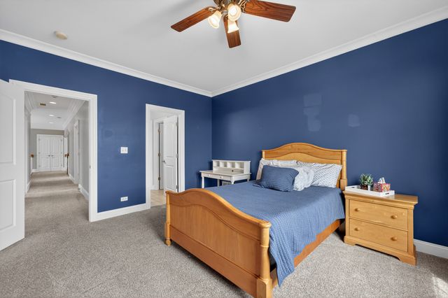 910 Freedom Circle, Sycamore, IL 60178