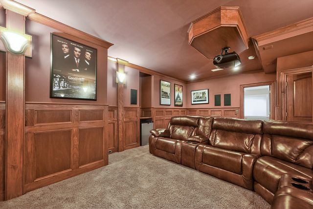 910 Freedom Circle, Sycamore, IL 60178