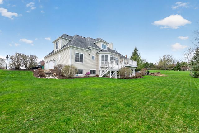 910 Freedom Circle, Sycamore, IL 60178