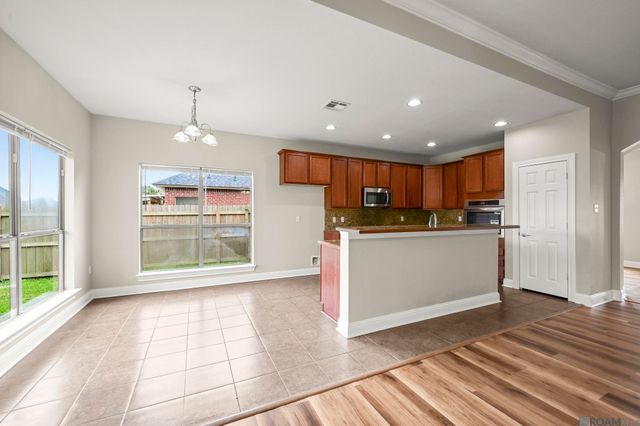 41206 Colonial Dr, Sorrento, LA 70778