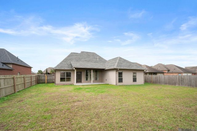 41206 Colonial Dr, Sorrento, LA 70778