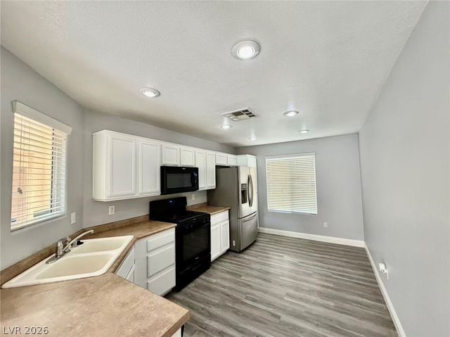7437 Mojave Canyon Street, Las Vegas, NV 89139