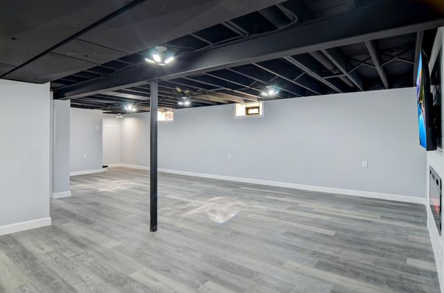 6739 New Hampshire Avenue, Hammond, IN 46323