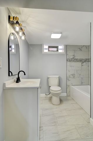 6739 New Hampshire Avenue, Hammond, IN 46323