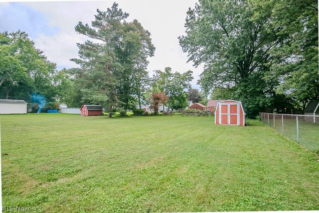 944 Larkridge Avenue, Youngstown, OH 44512