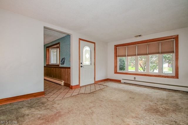 944 Larkridge Avenue, Youngstown, OH 44512