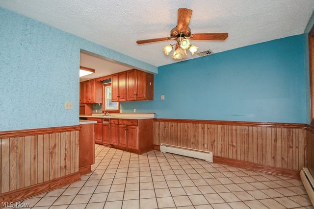 944 Larkridge Avenue, Youngstown, OH 44512