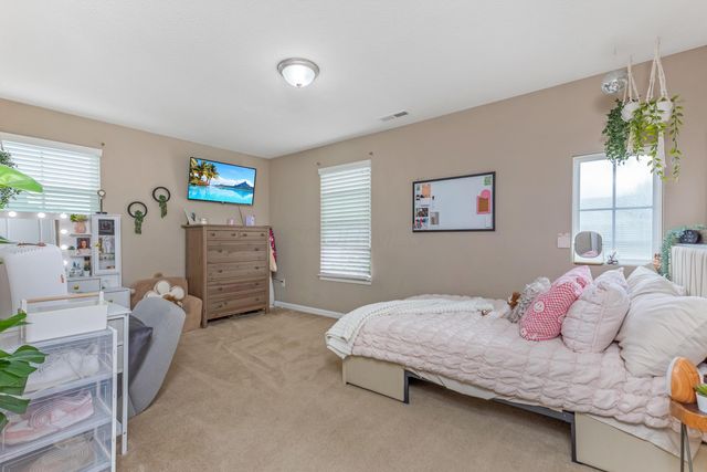 118 Stirling Way, Pataskala, OH 43062