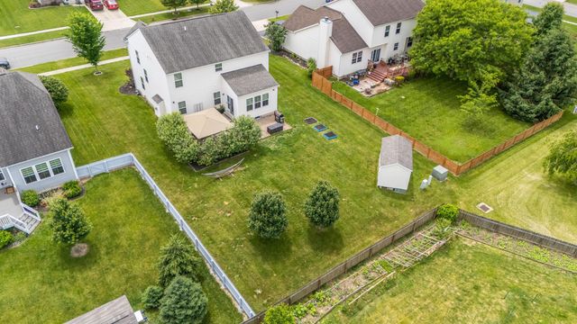 118 Stirling Way, Pataskala, OH 43062