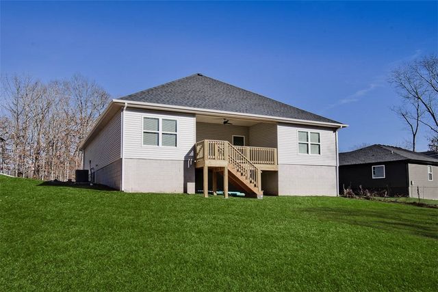 20 Lochgilphead Lane, Bella Vista, AR 72715