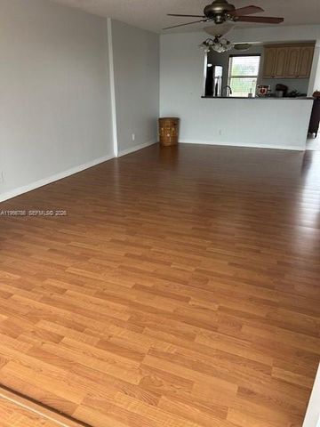 301 SE 3rd St 601, Dania Beach, FL 33004