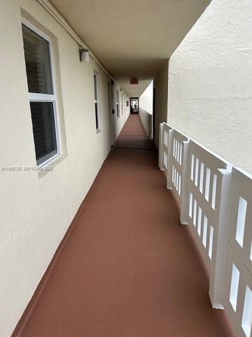 301 SE 3rd St 601, Dania Beach, FL 33004