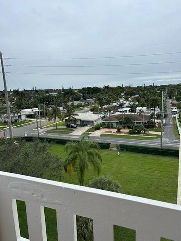 301 SE 3rd St 601, Dania Beach, FL 33004