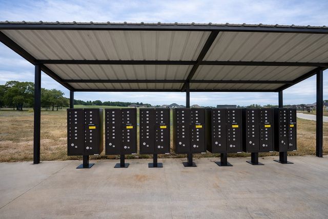 6001 Conifer Court, Poolville, TX 76487