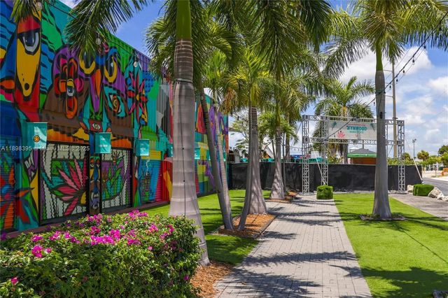 3132 NW 43rd St, Miami, FL 33142
