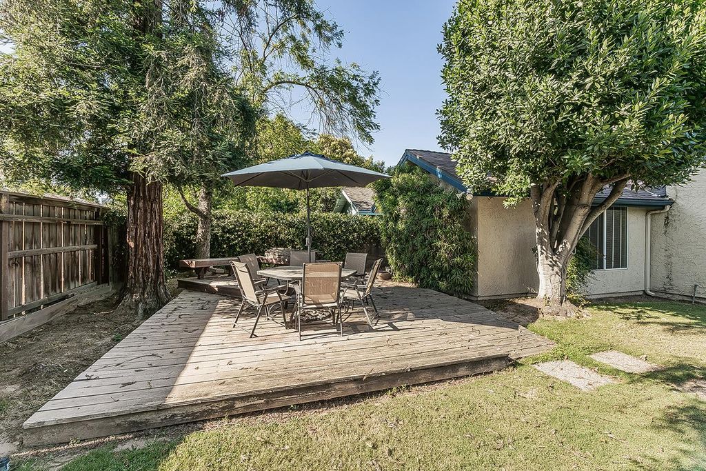 Image 35 of property listing at 8531 N Rowell Avenue, Fresno, CA 93720