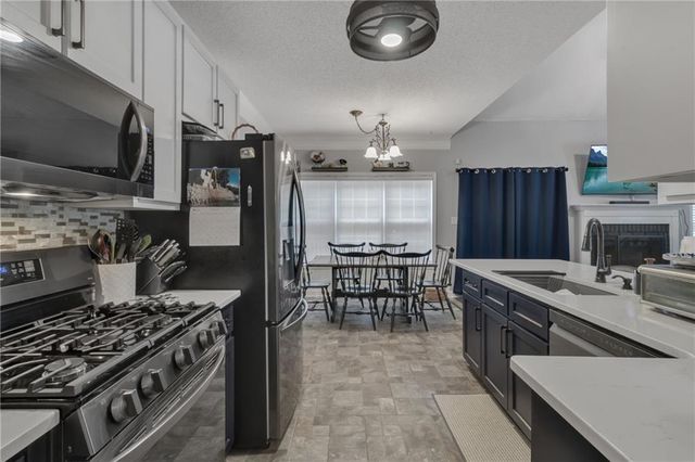 160 Perry Creek Drive, Fayetteville, GA 30215