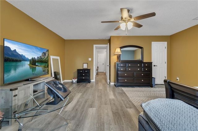 160 Perry Creek Drive, Fayetteville, GA 30215