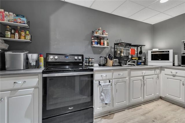 160 Perry Creek Drive, Fayetteville, GA 30215