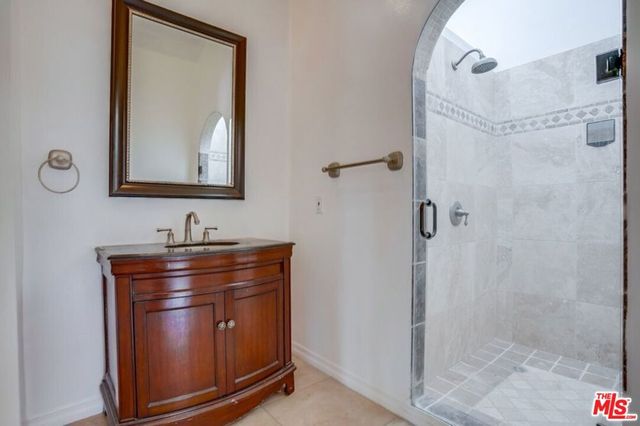 7230 W 90Th Street, Los Angeles, CA 90045