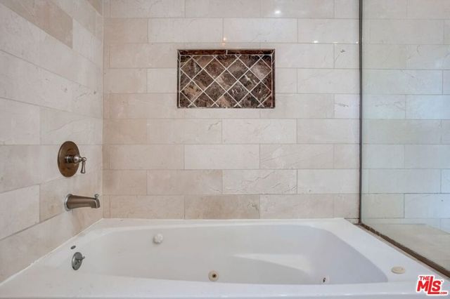 7230 W 90Th Street, Los Angeles, CA 90045