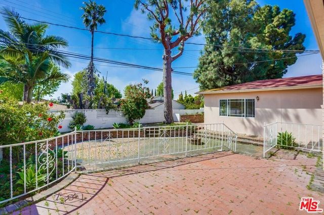 7230 W 90Th Street, Los Angeles, CA 90045