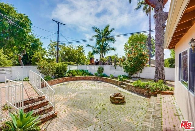 7230 W 90Th Street, Los Angeles, CA 90045
