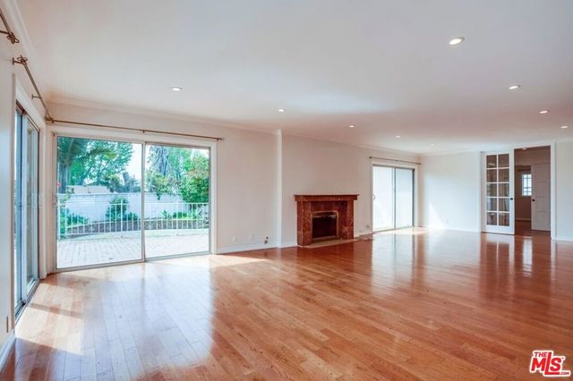 7230 W 90Th Street, Los Angeles, CA 90045
