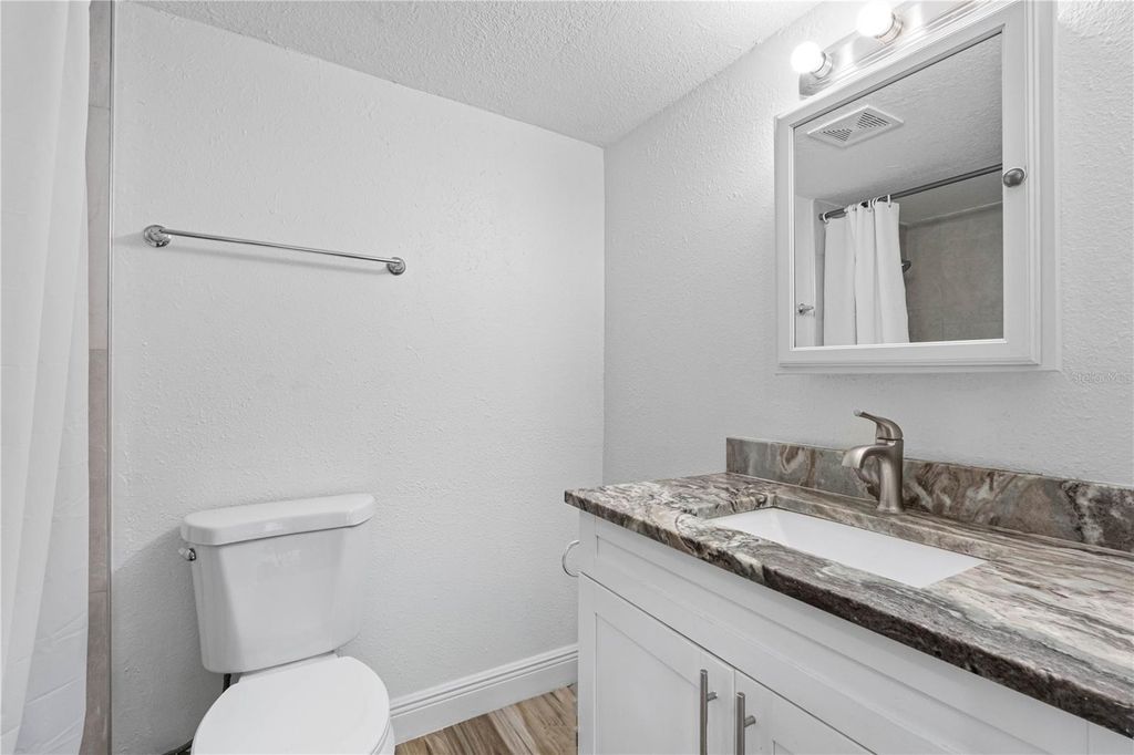 Image 15 of property listing at 1205 E SENECA AVENUE, Tampa, FL 33612