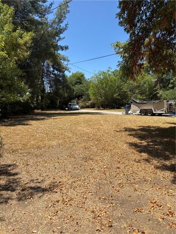 22665 Califa Street, Woodland Hills, CA 91367
