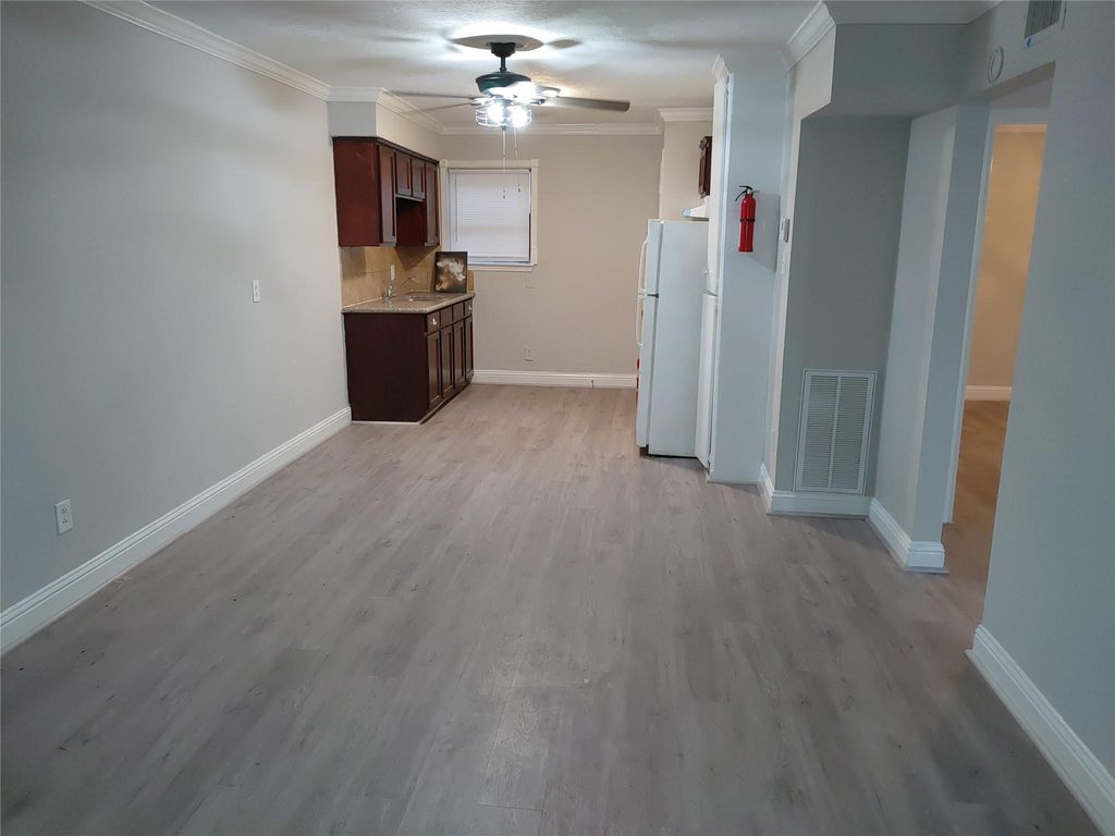 6204 Culberson Street 12, Houston, TX 77021