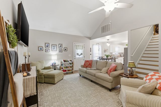 101 Jessikas Pl, Dickson, TN 37055