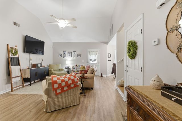 101 Jessikas Pl, Dickson, TN 37055