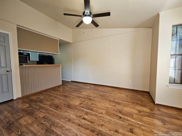 4803 Hamilton Wolfe Rd Apt 312, San Antonio, TX 78229