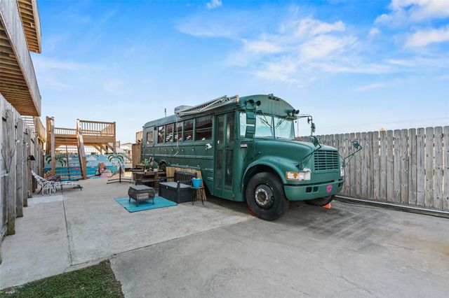 1287 N Crystal Beach Road, Crystal Beach, TX 77650