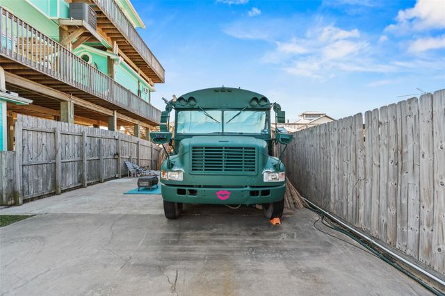 1287 N Crystal Beach Road, Crystal Beach, TX 77650