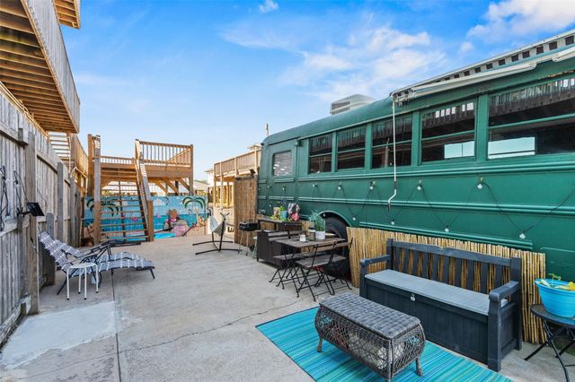 1287 N Crystal Beach Road, Crystal Beach, TX 77650