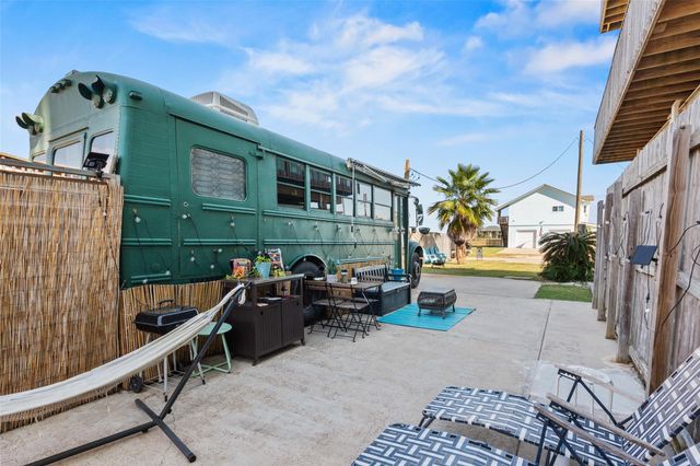 1287 N Crystal Beach Road, Crystal Beach, TX 77650