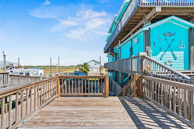 1287 N Crystal Beach Road, Crystal Beach, TX 77650