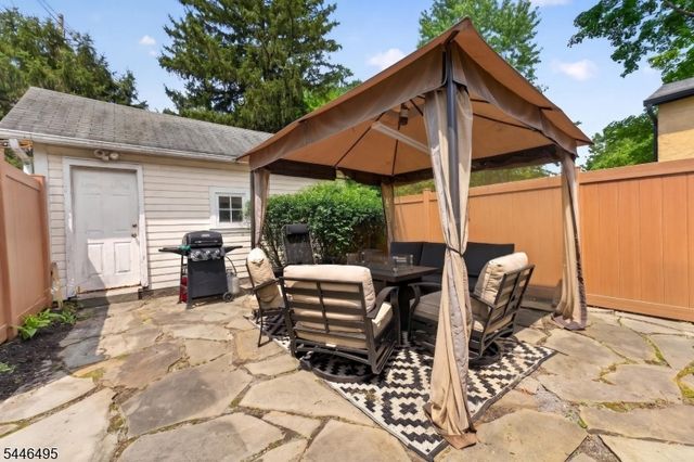 245 N Main St, Lambertville City, NJ 08530