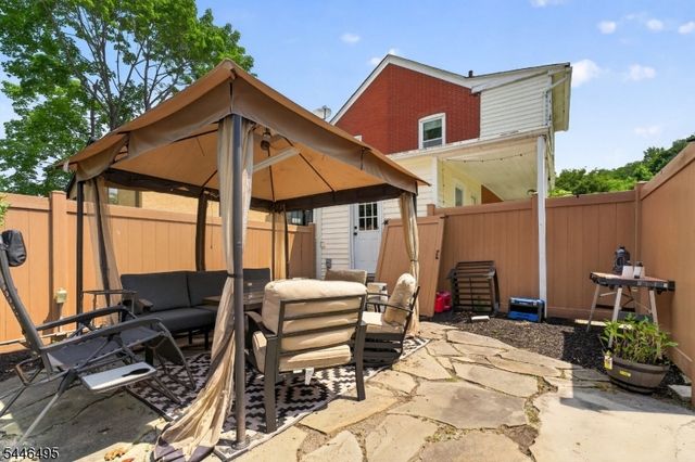 245 N Main St, Lambertville City, NJ 08530